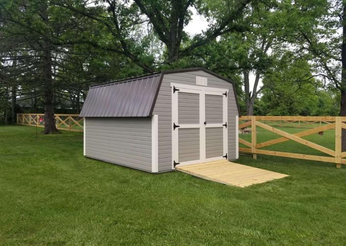 Signature mini barn.